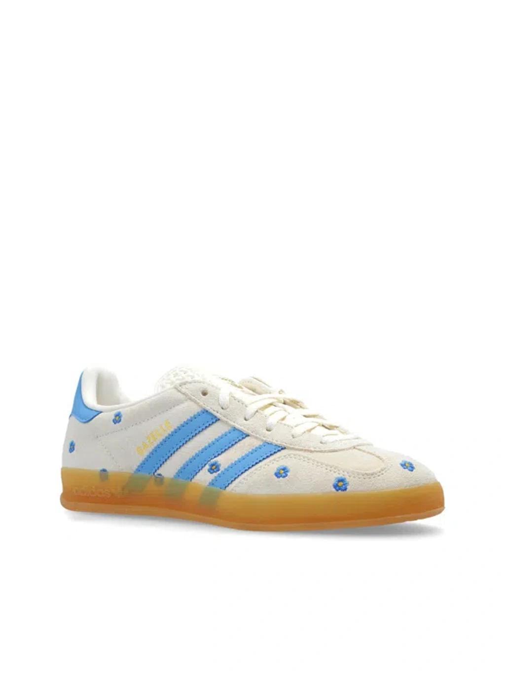 ADIDAS ORIGINALS Gazelle Indoor Sport Shoes In Cloudwhit/ltblue/gum Product Image