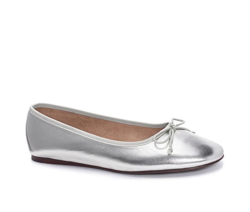 Women's Chinese Laundry Audrey Flats Product Image