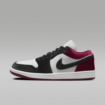 Women's Air Jordan 1 Low SE Shoes Product Image