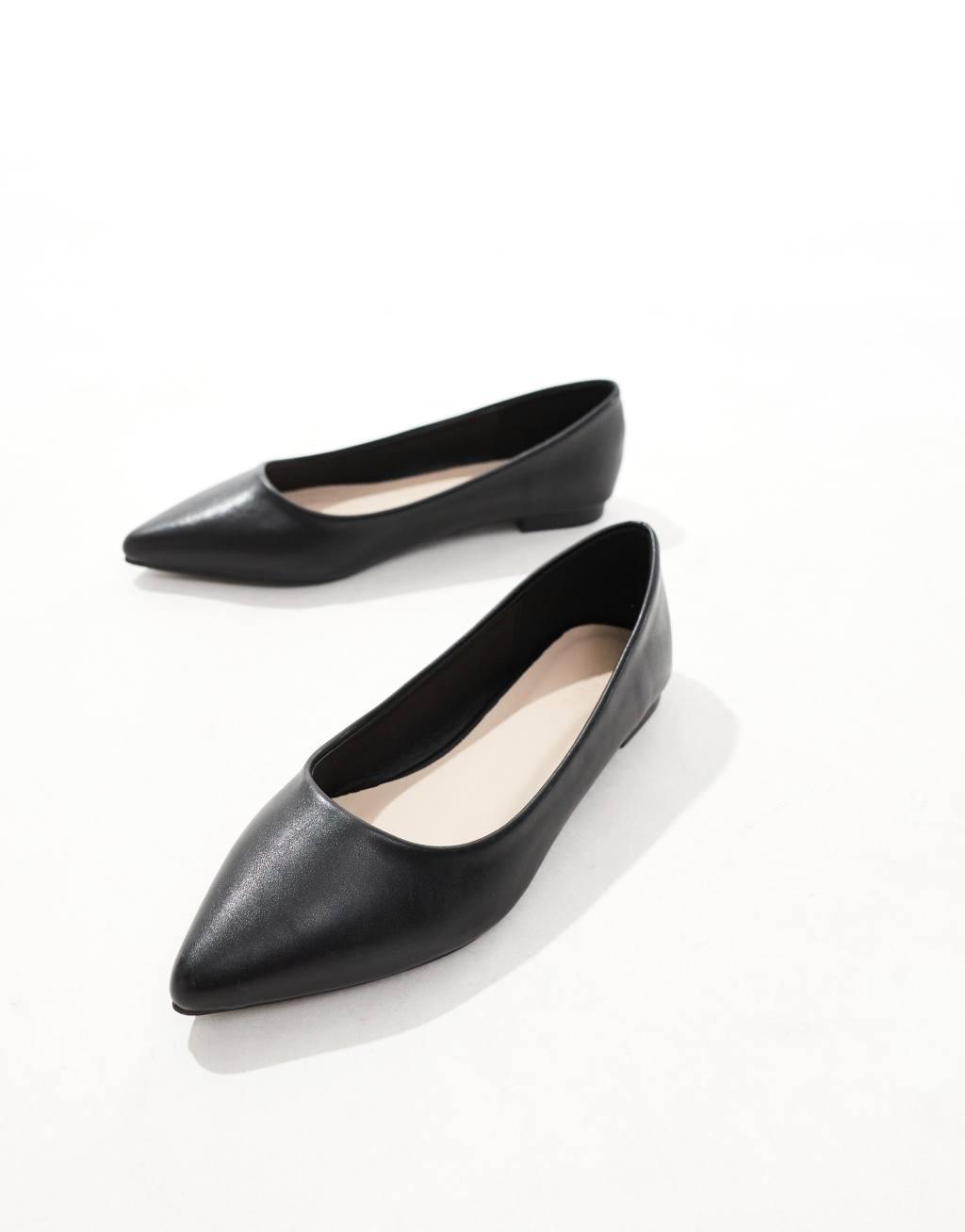 SEQWL pointed ballet flats in black PU Product Image