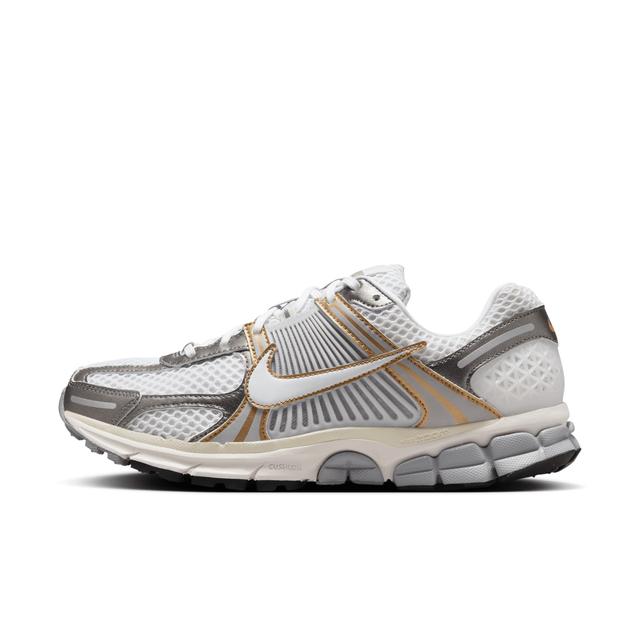 Nike Men's Zoom Vomero 5 Shoes Product Image