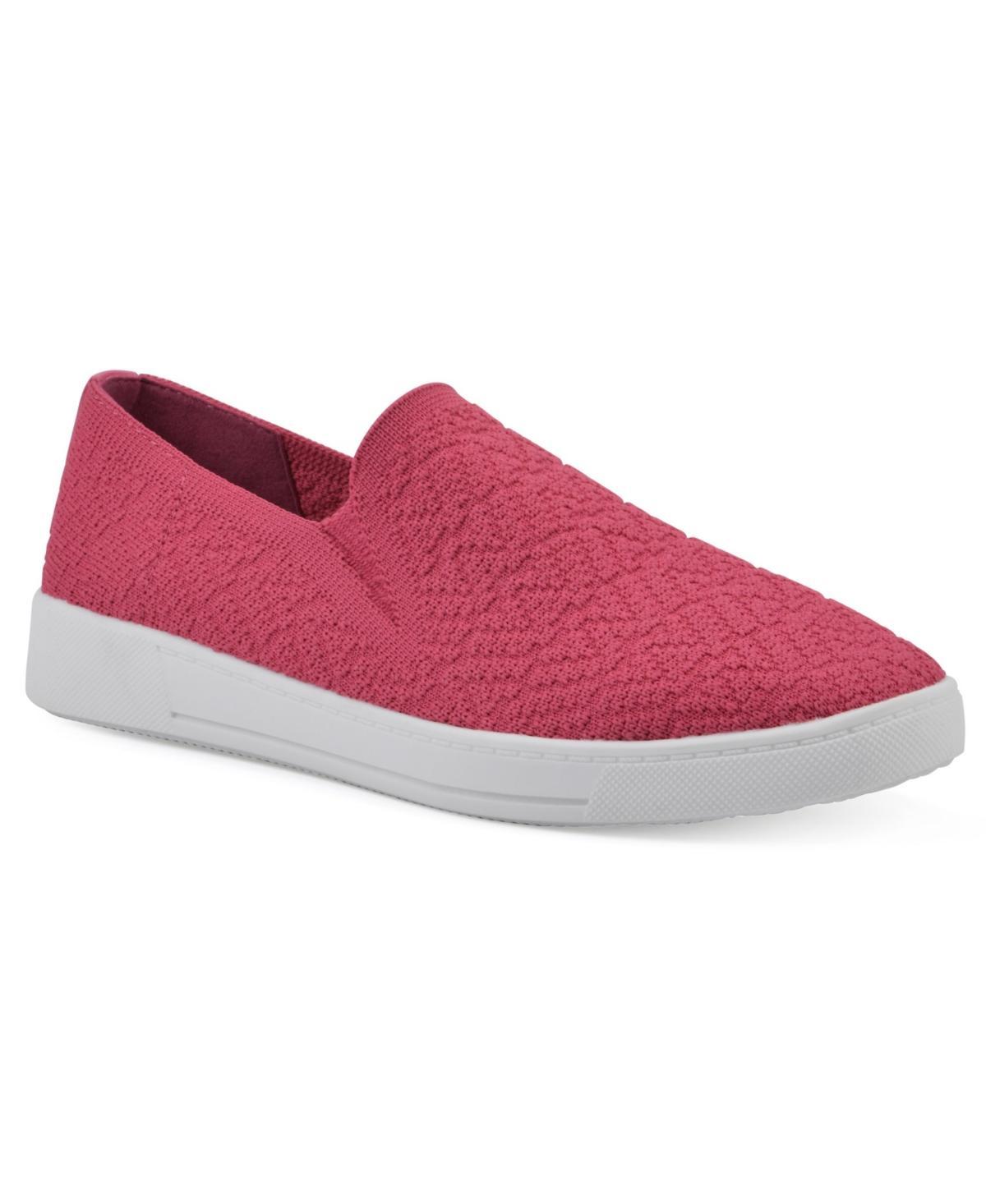 White Mountain Womens Upsoar Slip-On Sneakers Product Image