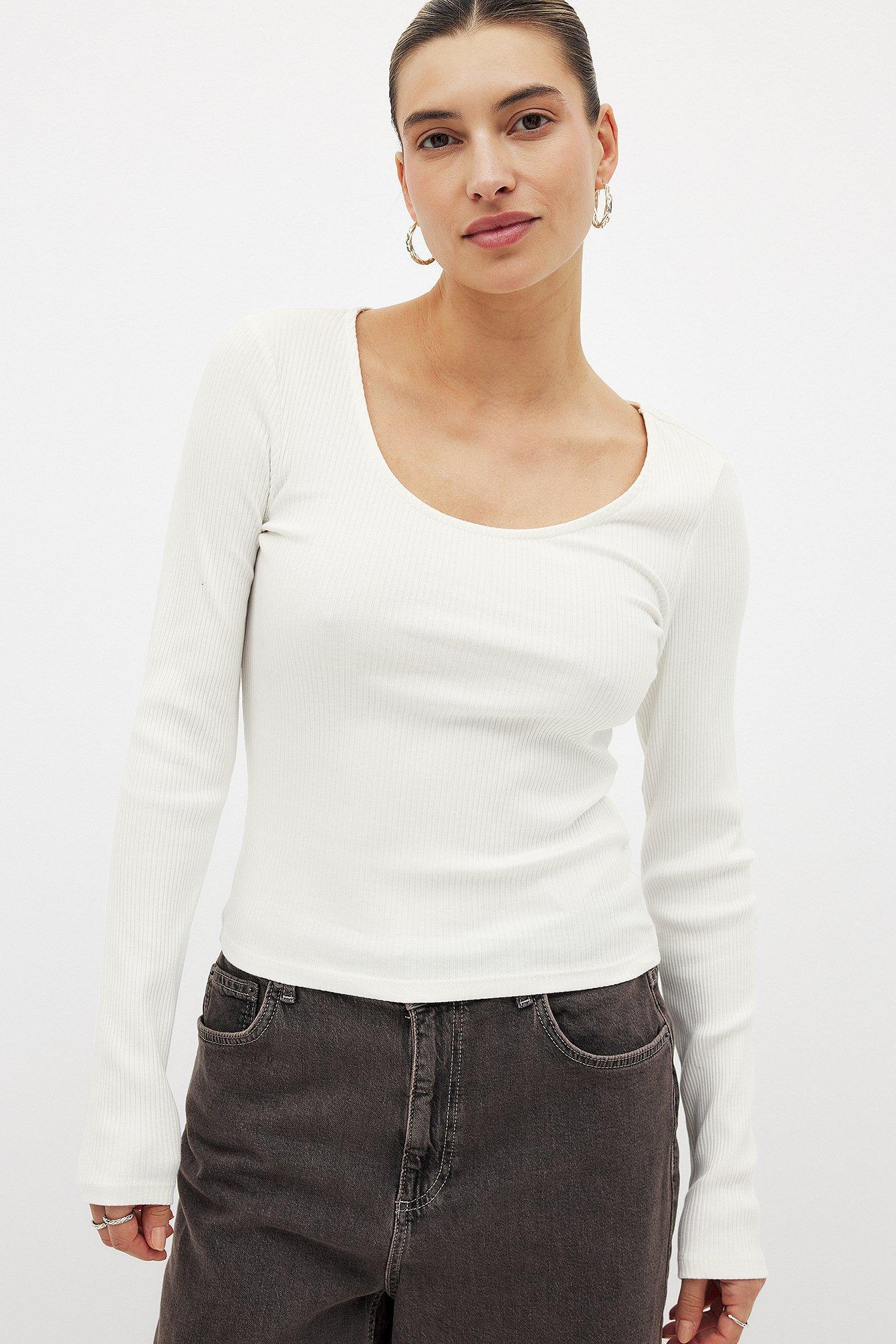 Scoop Neck Ribbed Top Product Image