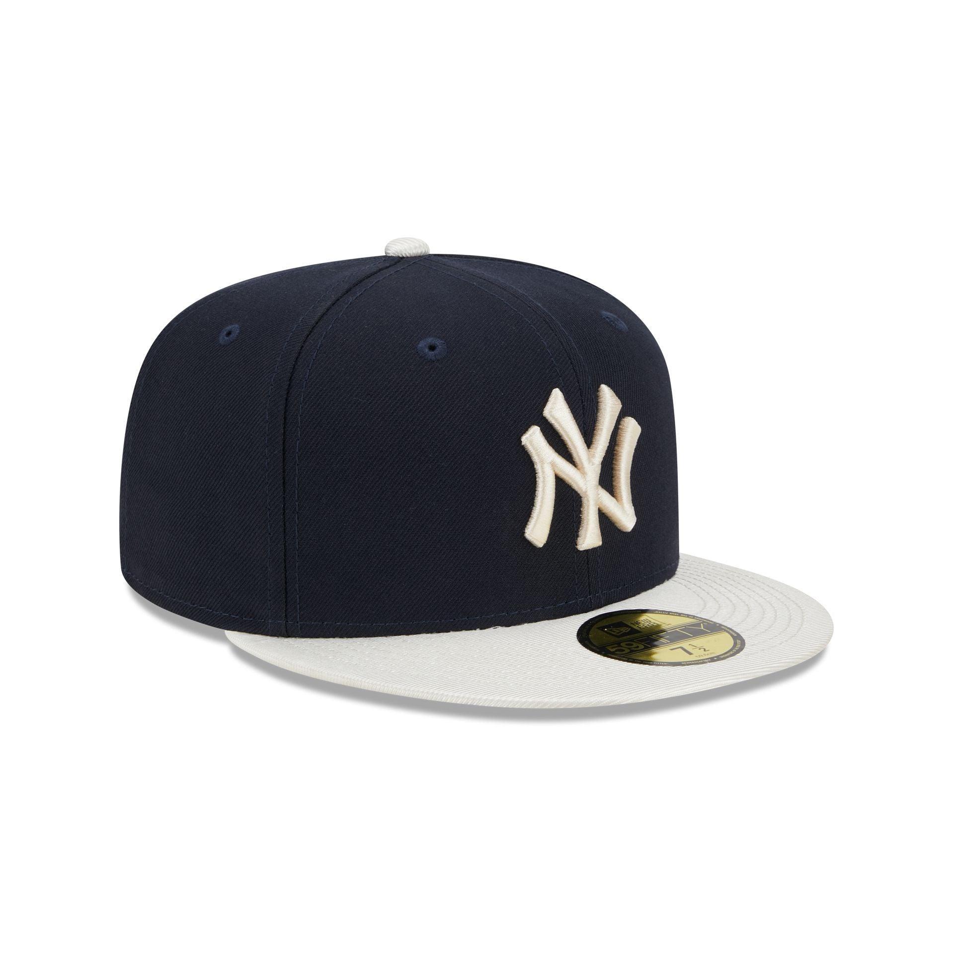 New York Yankees Team Shimmer 59FIFTY Fitted Hat Male Product Image