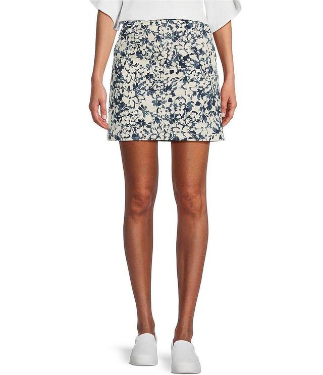 Code Bleu Floral Pull-On Elastic Waist Side Pocket Mid Rise Skort Product Image