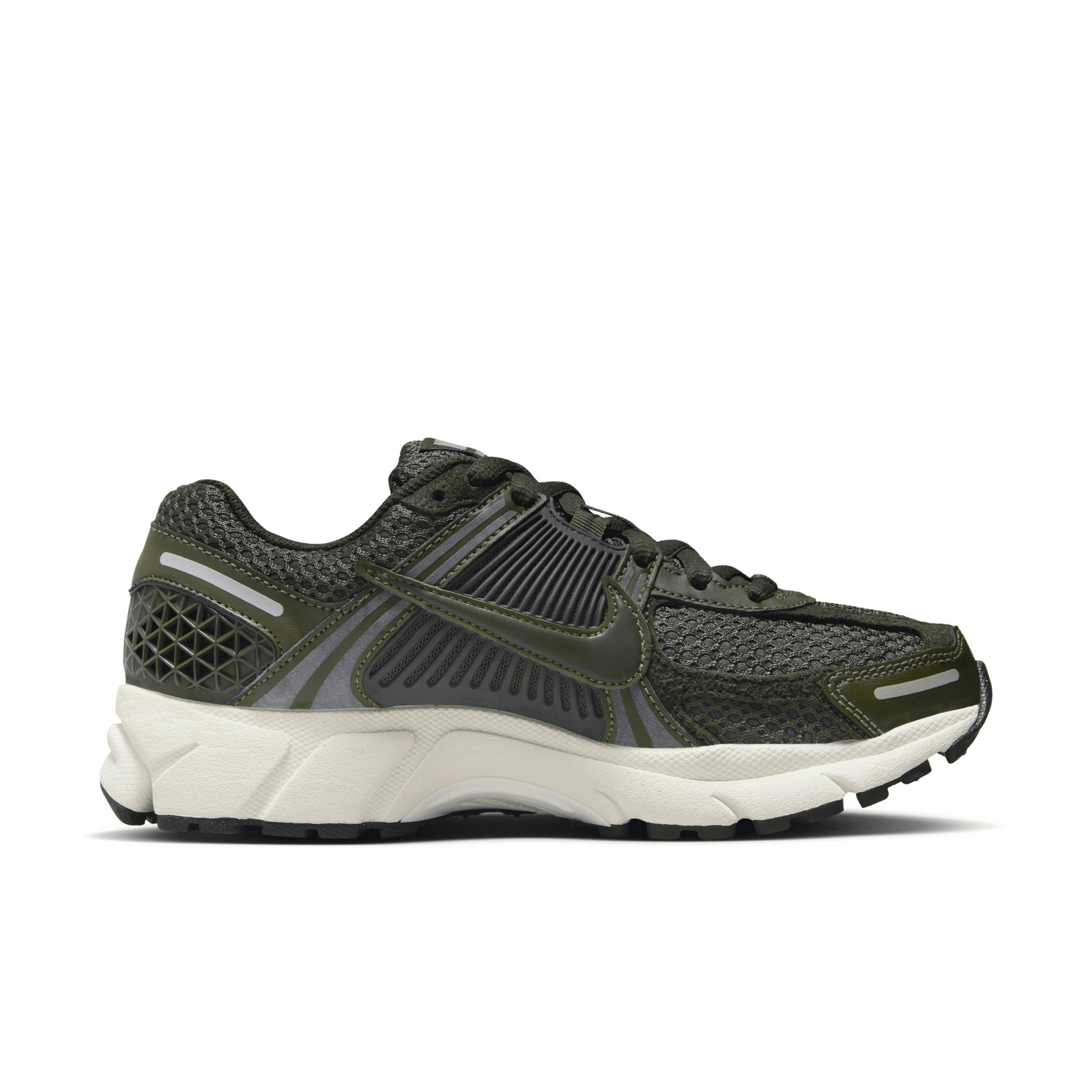 Nike Zoom Vomero 5 Women's Shoes Product Image