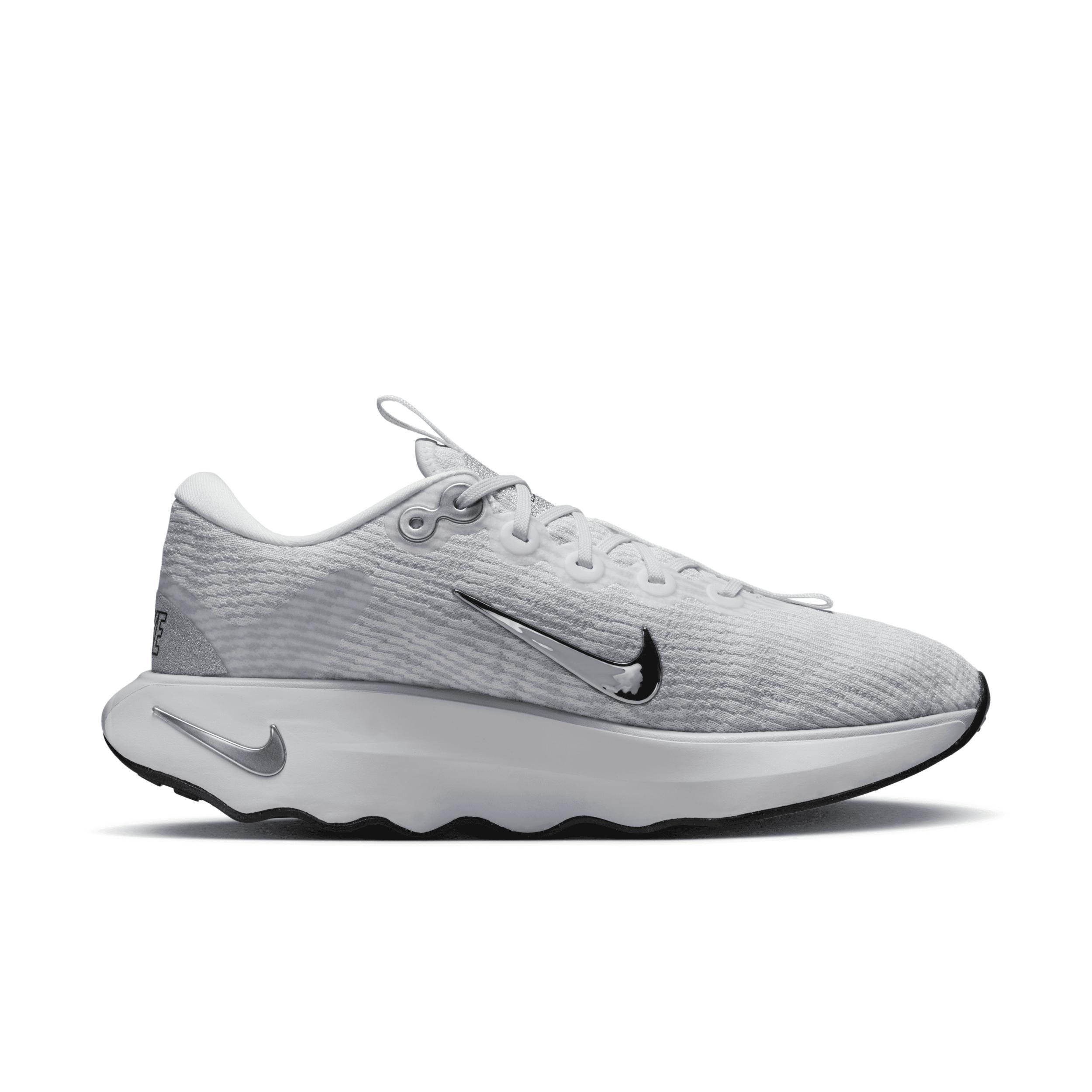 Nike Women's Motiva Premium Walking Shoes Product Image