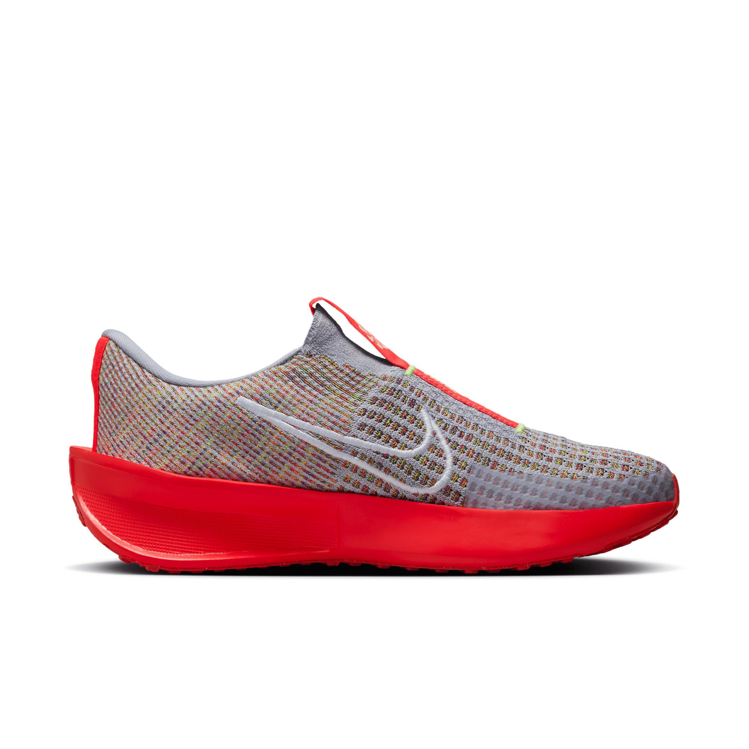 Nike Women's Interact Run EasyOn SE Road Running Shoes Product Image