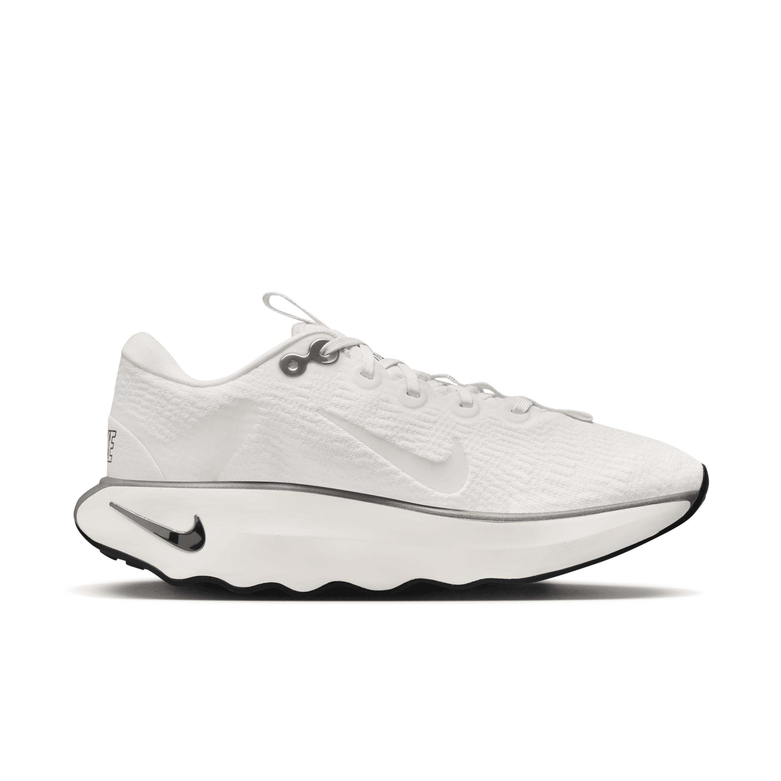 Nike Women's Motiva Walking Shoes Product Image