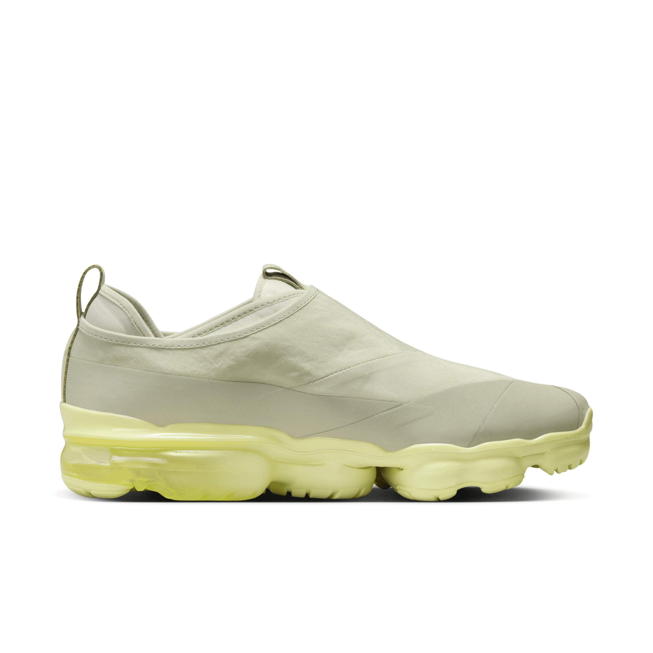 Nike Men's Air VaporMax Moc Roam Shoes Product Image