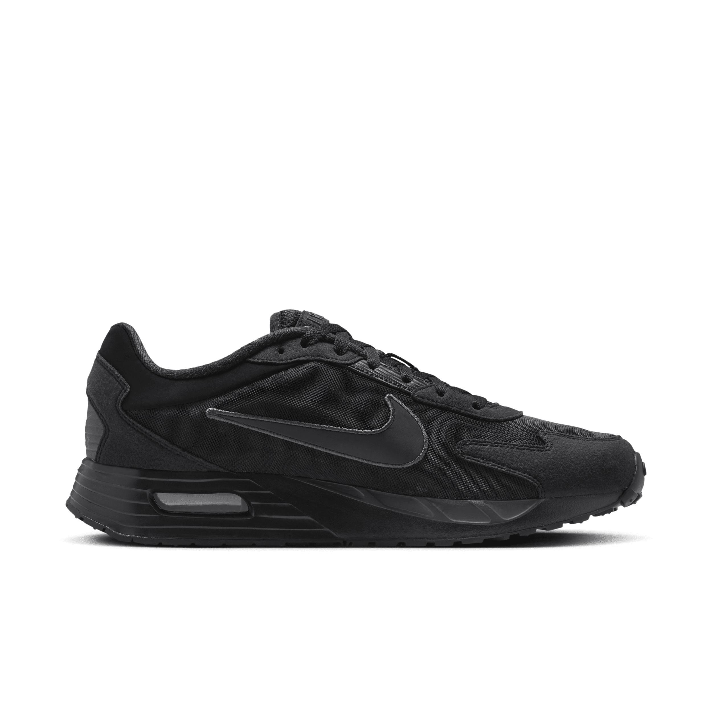 Nike Men's Air Max Solo Shoes Product Image