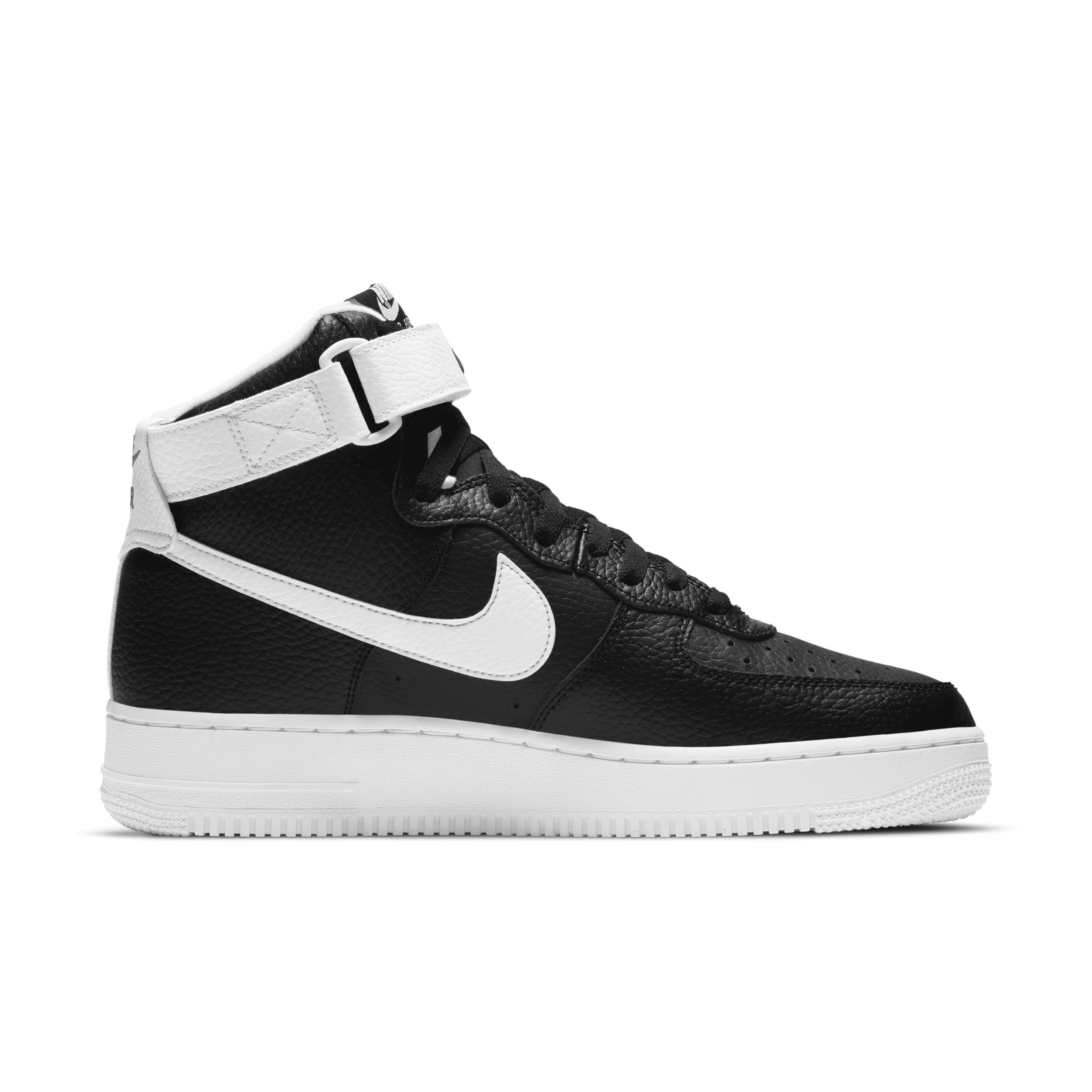 Nike Men's Air Force 1 '07 High Shoes Product Image