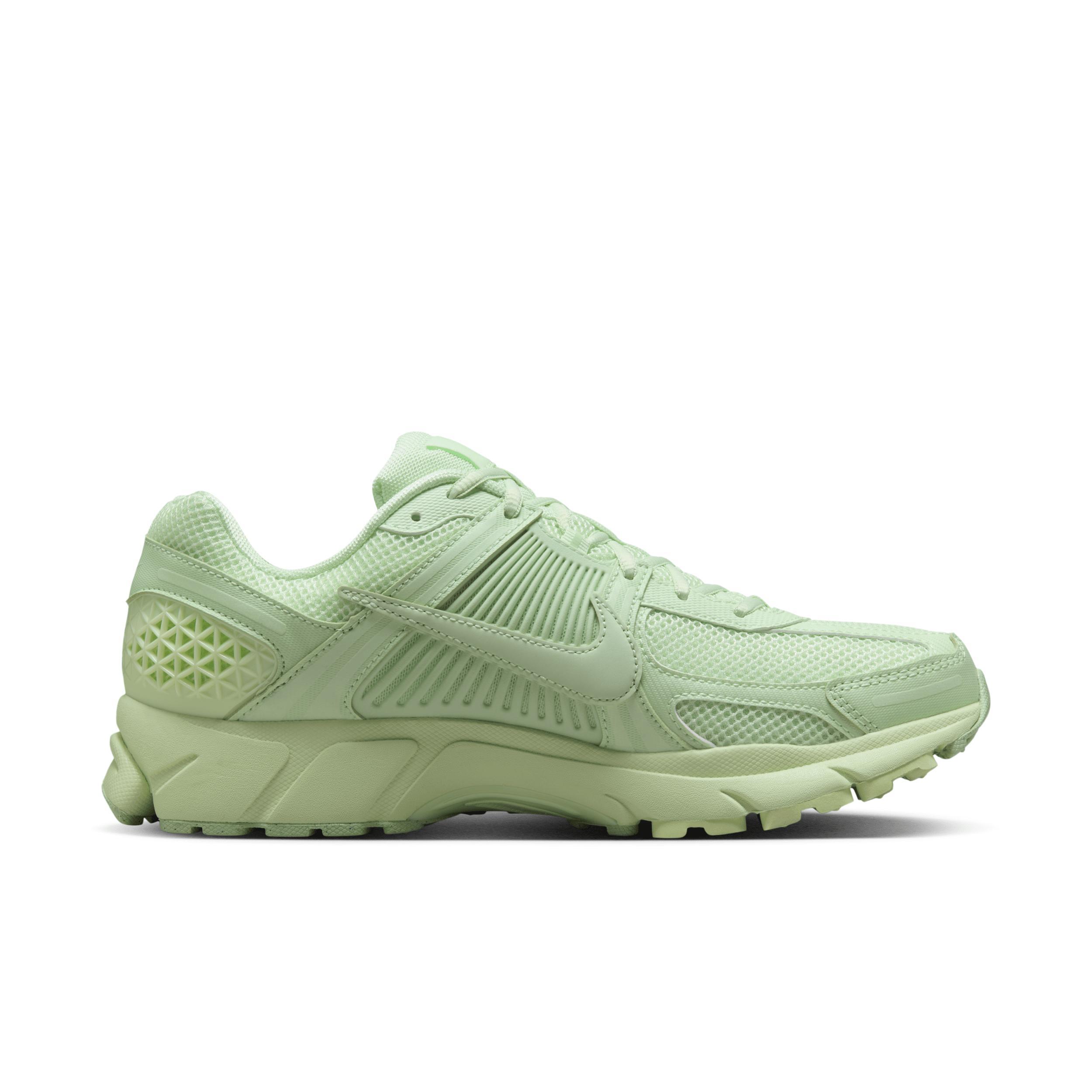 Nike Mens Nike Vomero 5 - Mens Shoes Vapor Green/Vapor Green Product Image