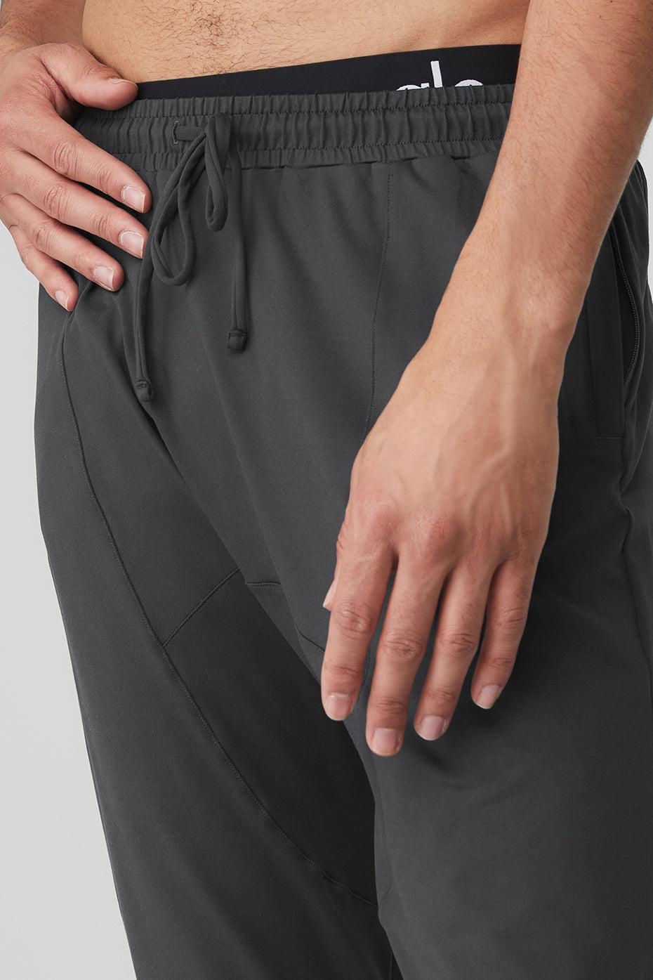 Conquer Revitalize Pant - Anthracite Male Product Image