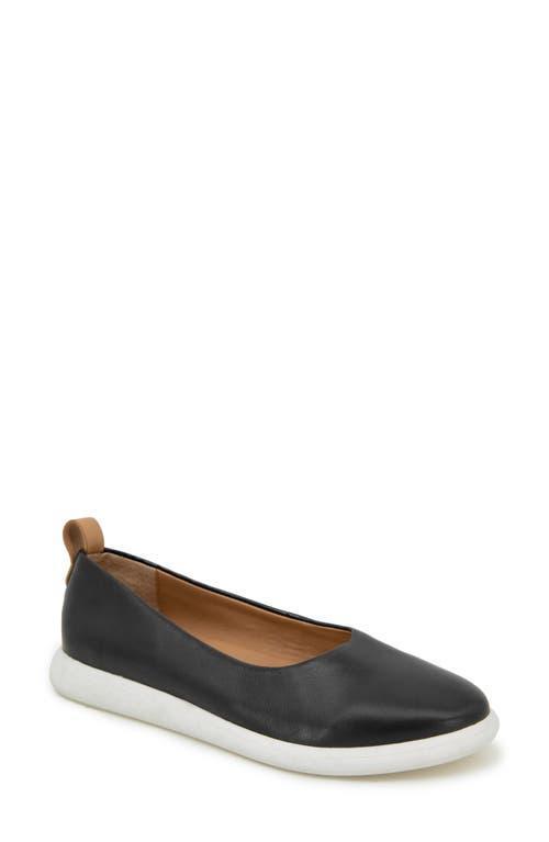 Gentle Souls by Kenneth Cole Bella Leather) Women's Flat Shoes Product Image