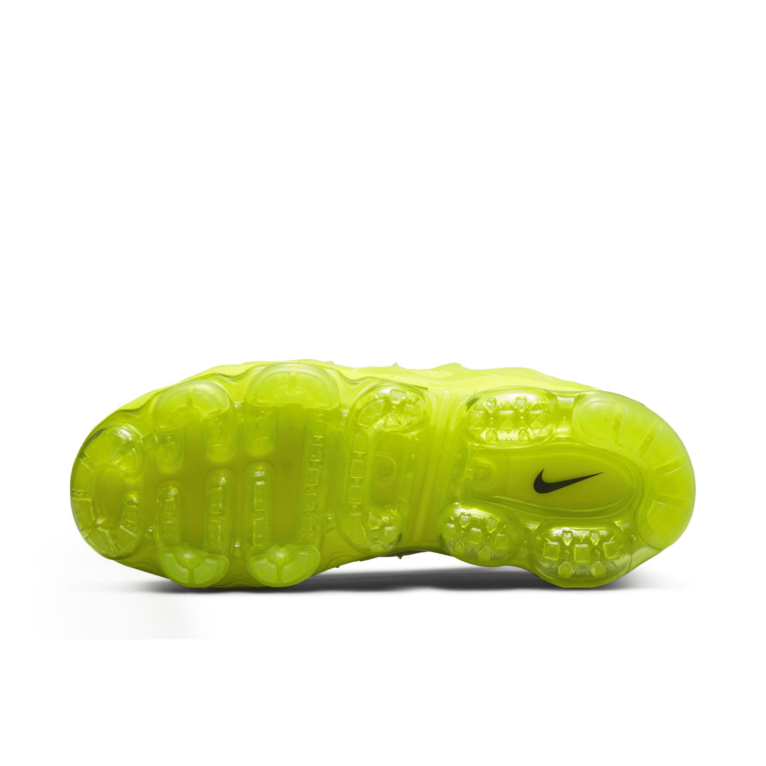 Nike Women's Air VaporMax Plus Shoes Product Image