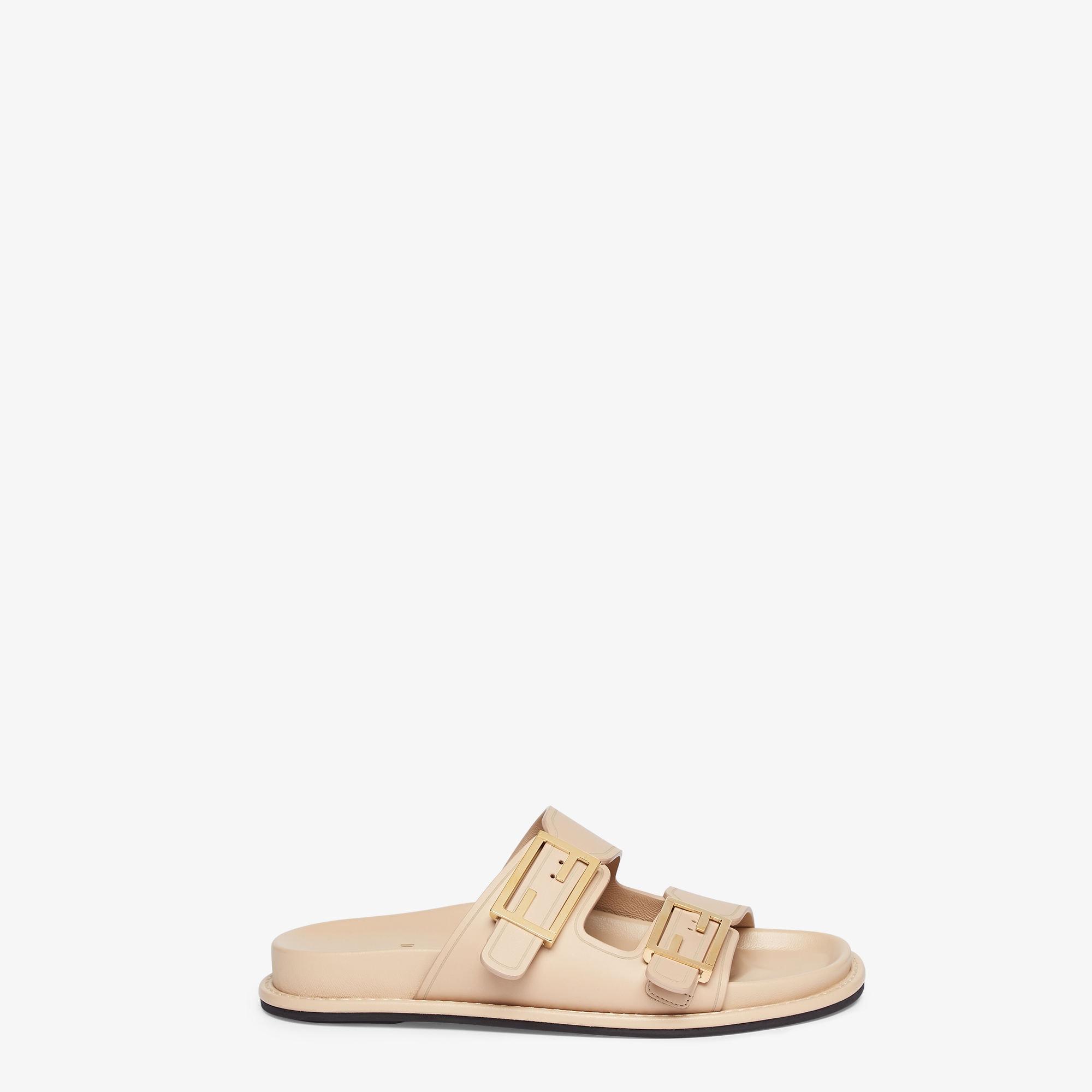 Fendi FeelBeige leather slides Product Image