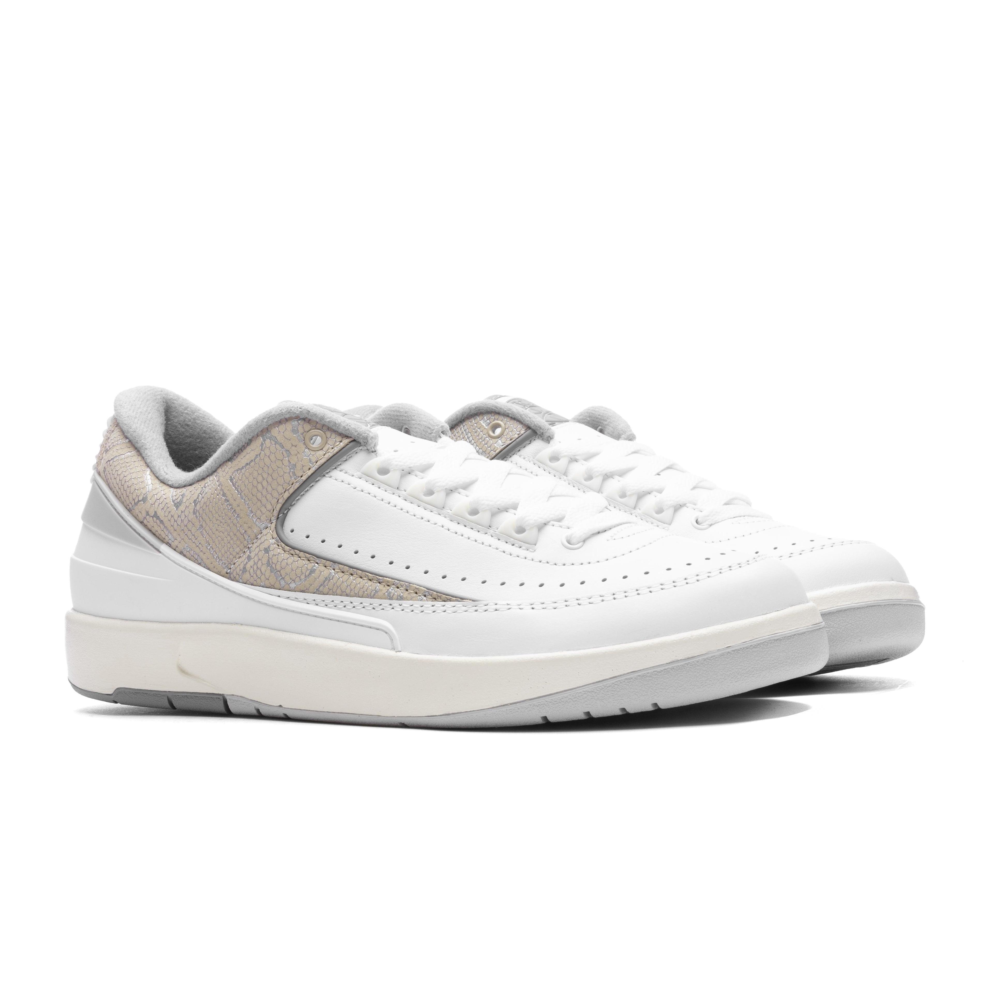 Air Jordan 2 Retro Low 'Python' - White/Cement Grey/Sanddrift Male Product Image