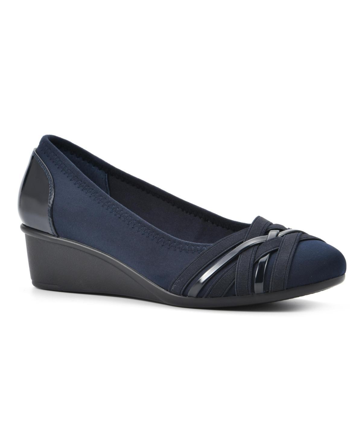 Womens Cliffs by White Mountain Bowie Womens Wedges Product Image