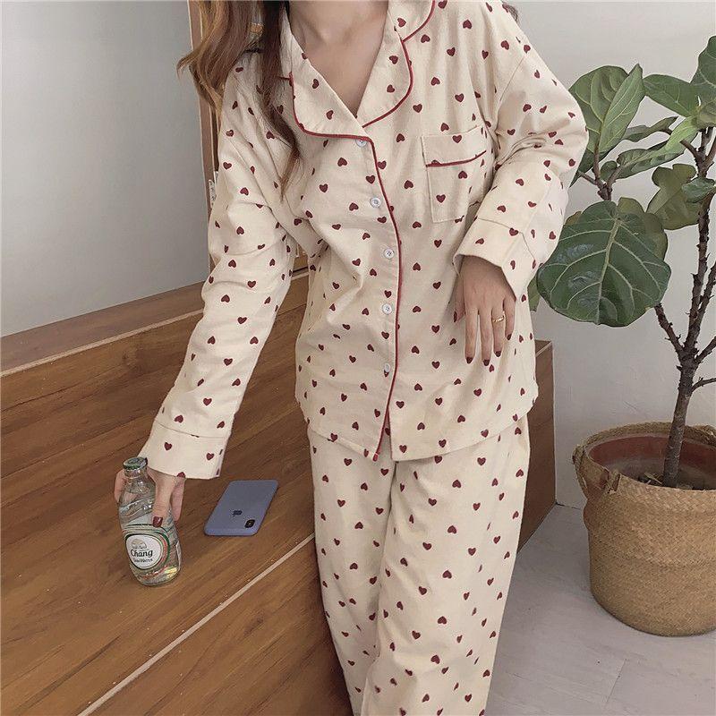 Set: Long-Sleeve Heart Print Pajama Top + Pants Product Image