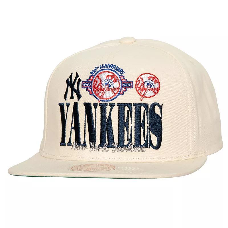 Mens Mitchell & Ness Cream New York Yankees Reframe Retro Snapback Hat Product Image