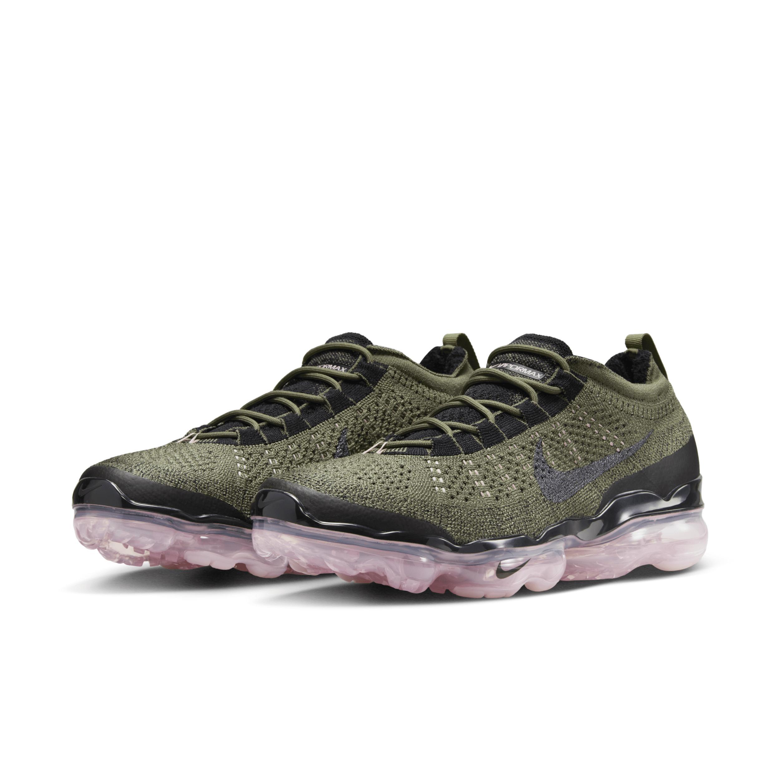 Nike Mens Air VaporMax 2023 Flyknit Running Shoes Product Image