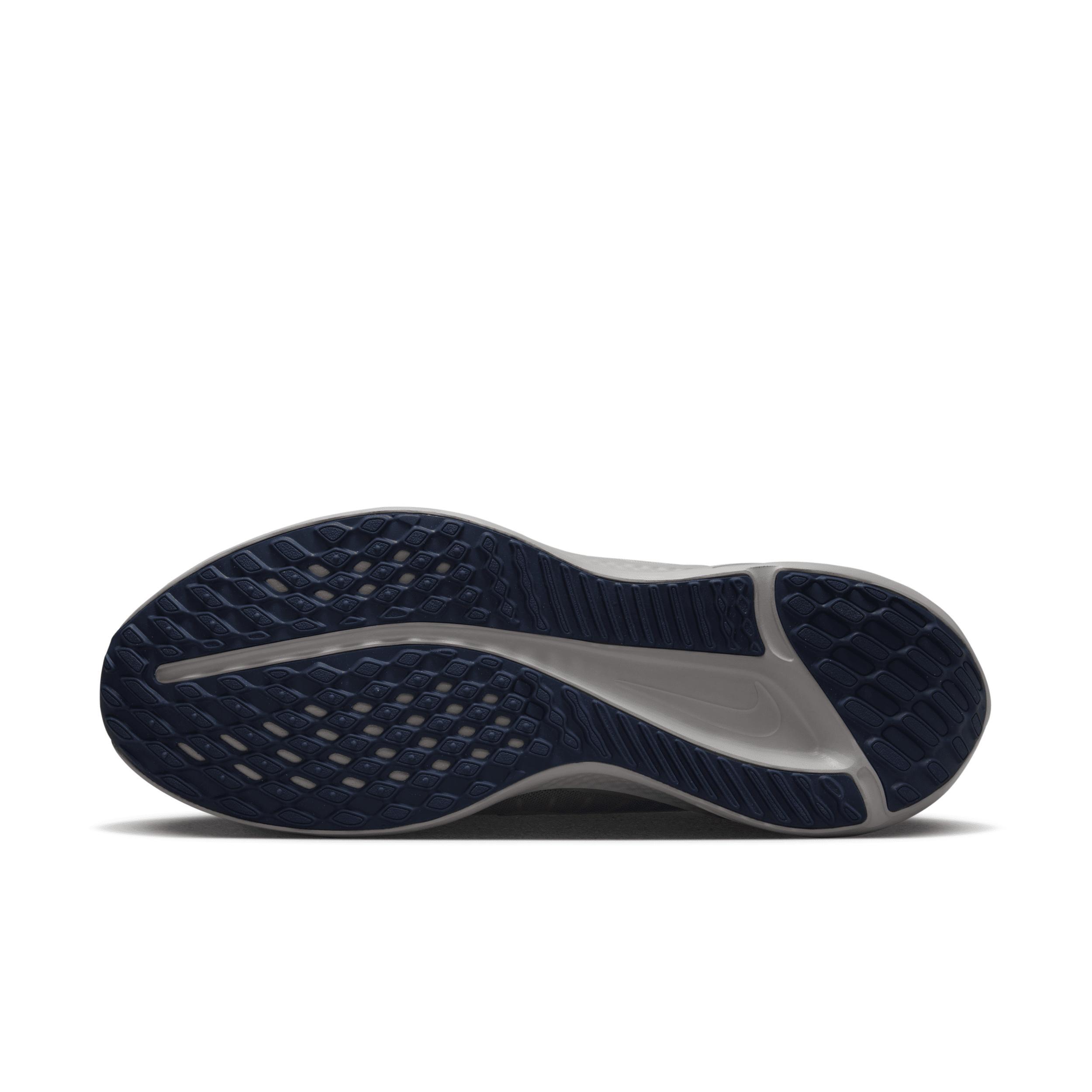 Nike Mens Quest 5 Road Running Shoes Product Image