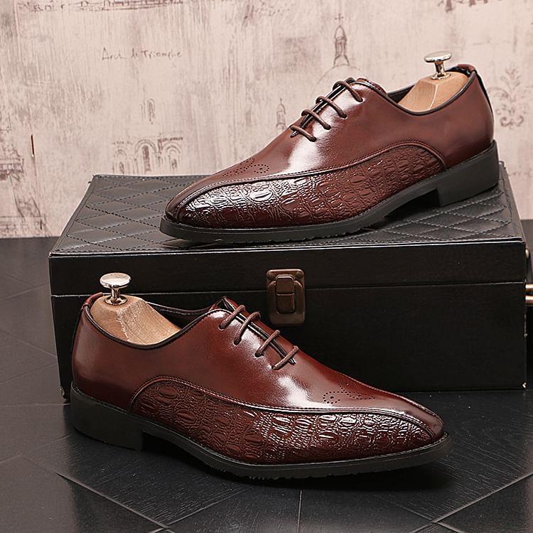 Lace-Up Oxford Shoes Product Image