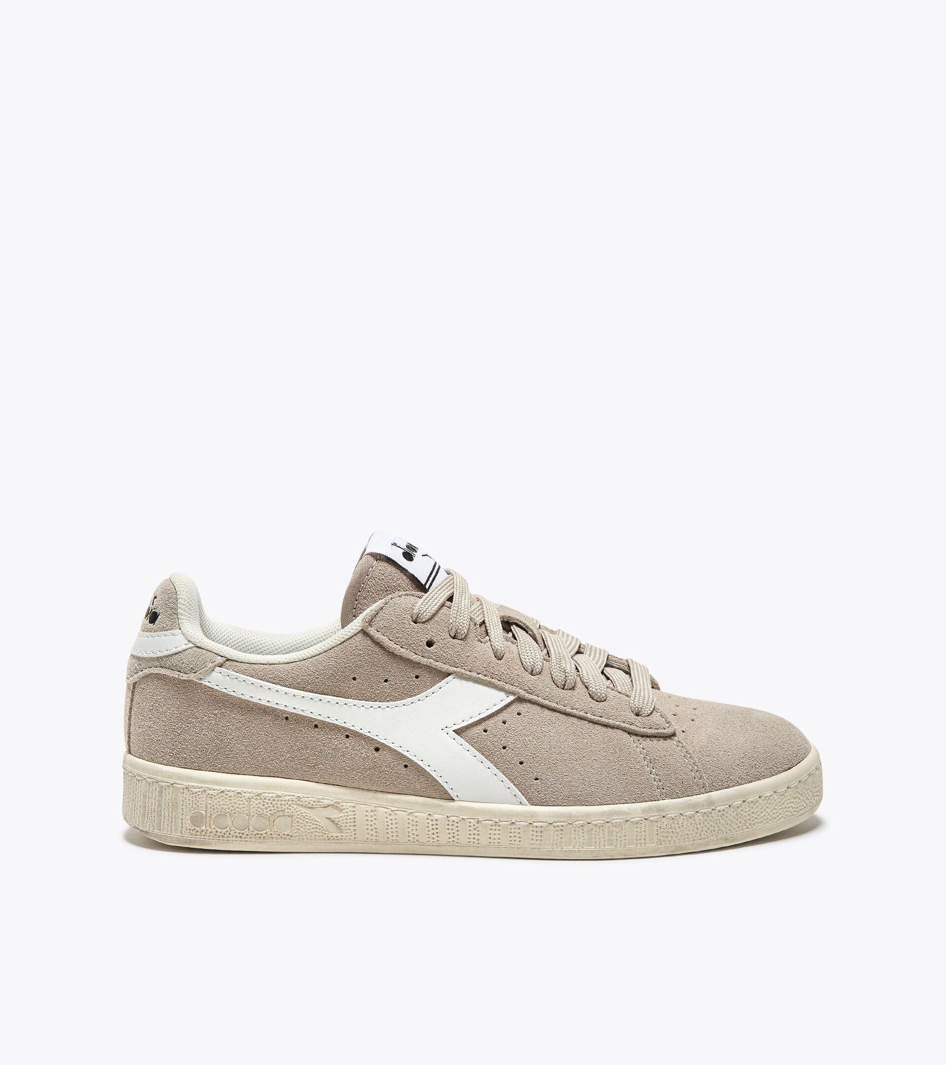 GAME L LOW SUEDE WAXED Product Image