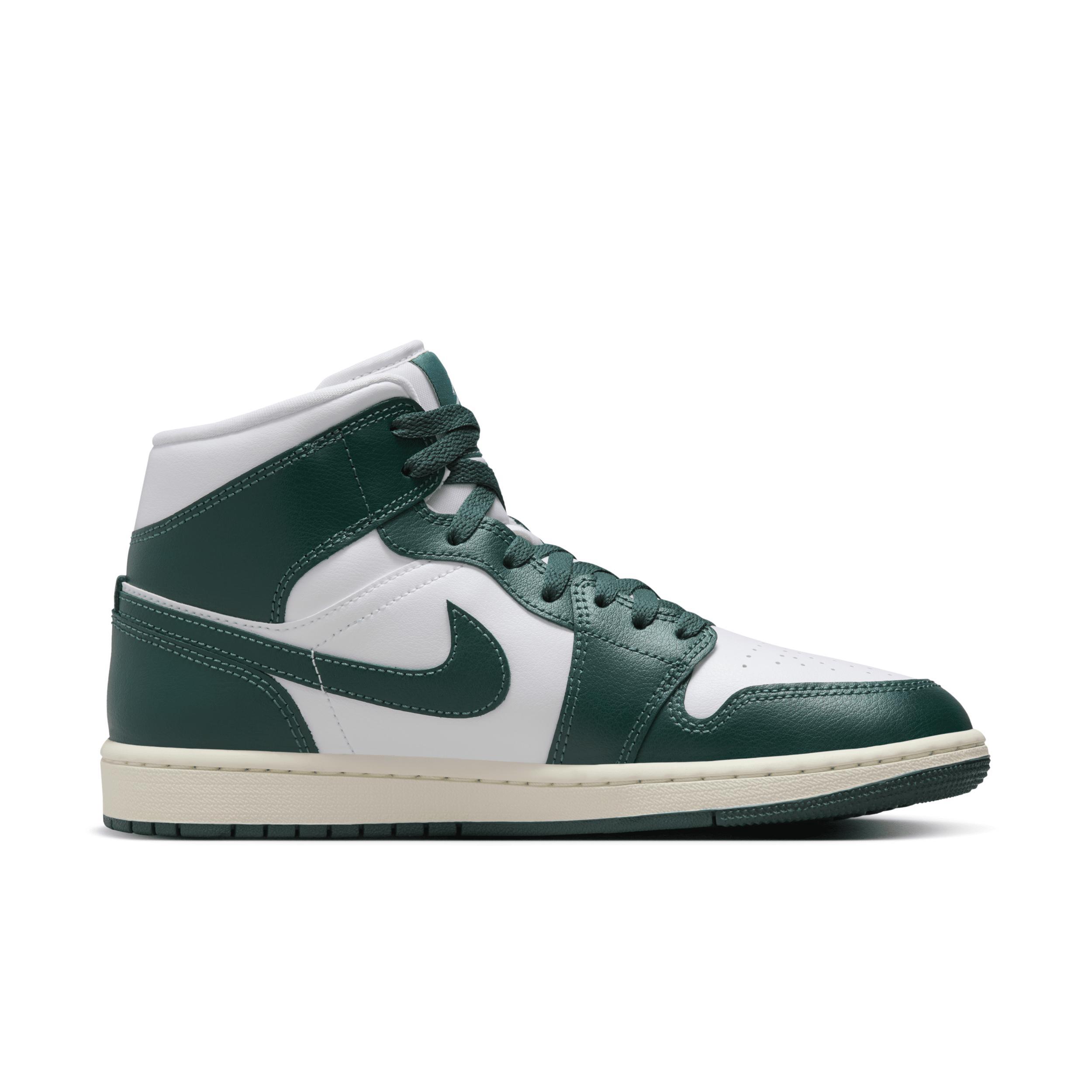 Women's Air Jordan 1 Mid Shoes Product Image