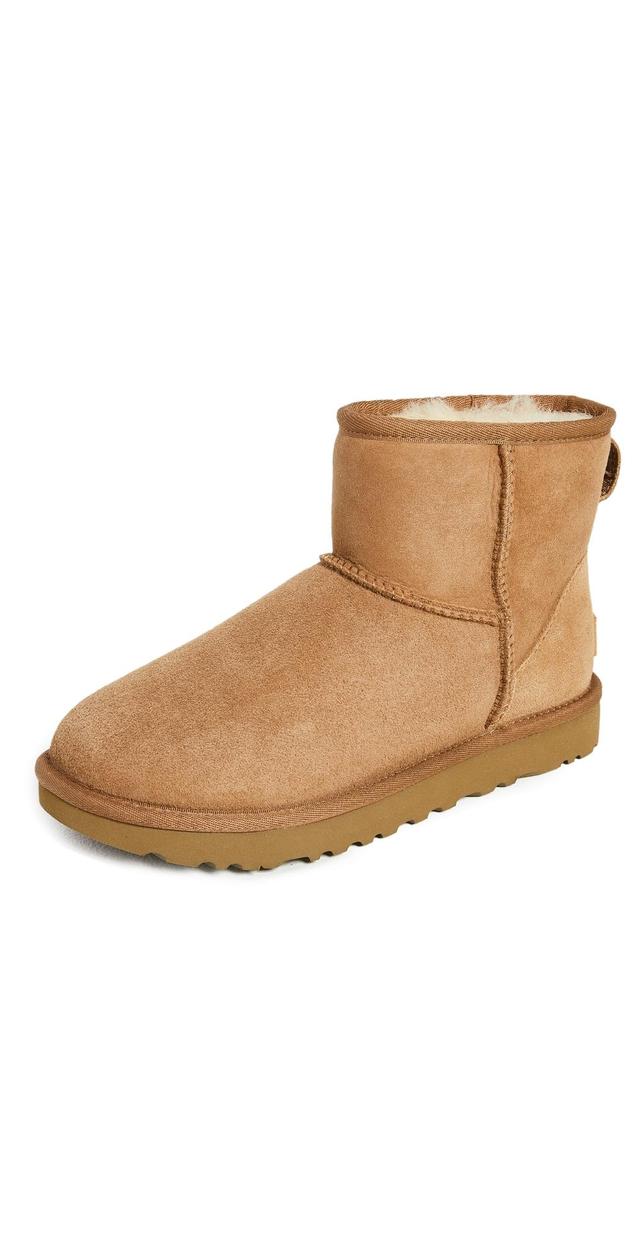 UGG(r) UGG Classic Mini II Genuine Shearling Lined Boot Product Image