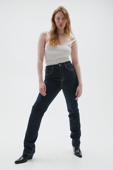 Curvy Fit Slim High Jeans Product Image