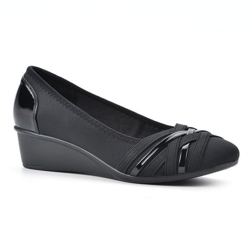 Womens Cliffs by White Mountain Bowie Womens Wedges Product Image