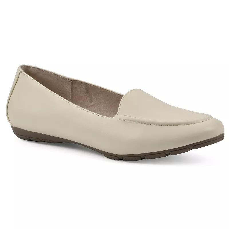 Cliffs by White Mountain Gracefully Womens Flats Product Image