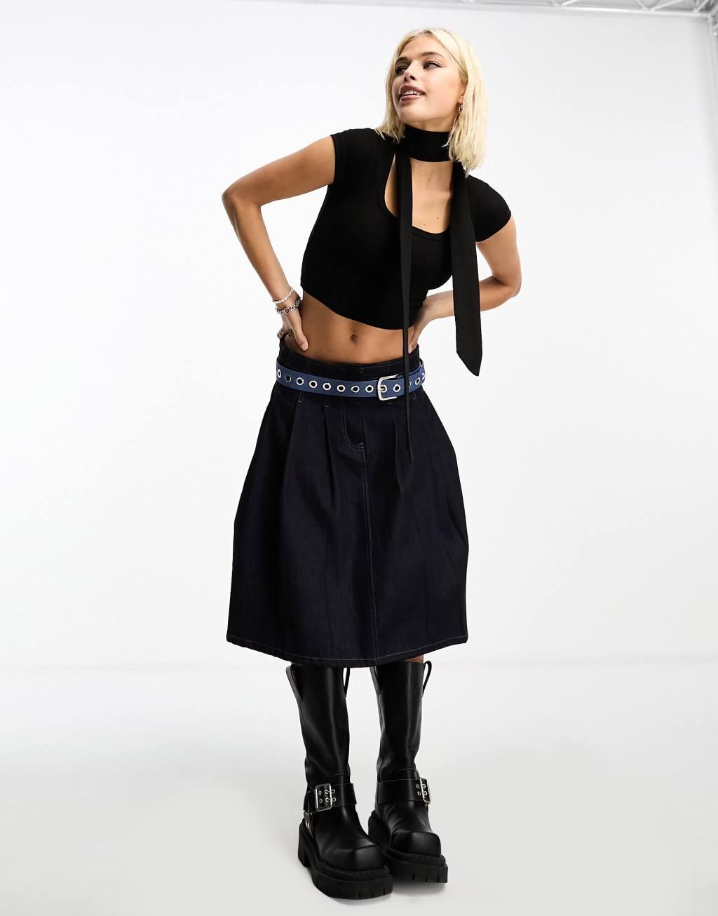 Daisy Street cropped square neck T-shirt with skinny scarf Product Image