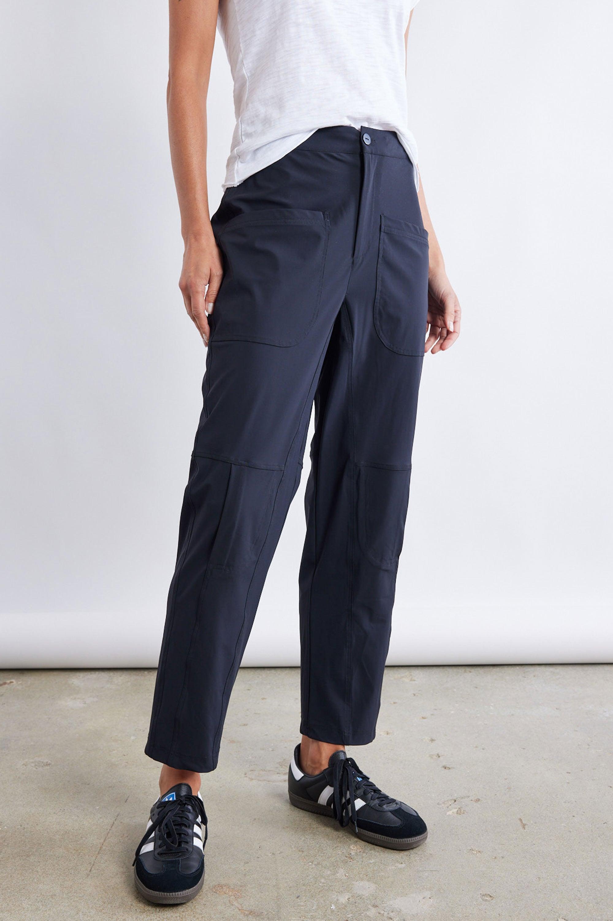 The Petite Everlasting Slim Pants Product Image