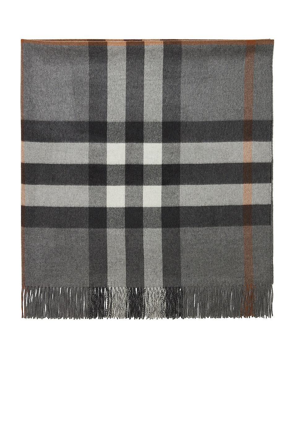 Burberry Half Mega Check Solid Cashmere Blanket Product Image