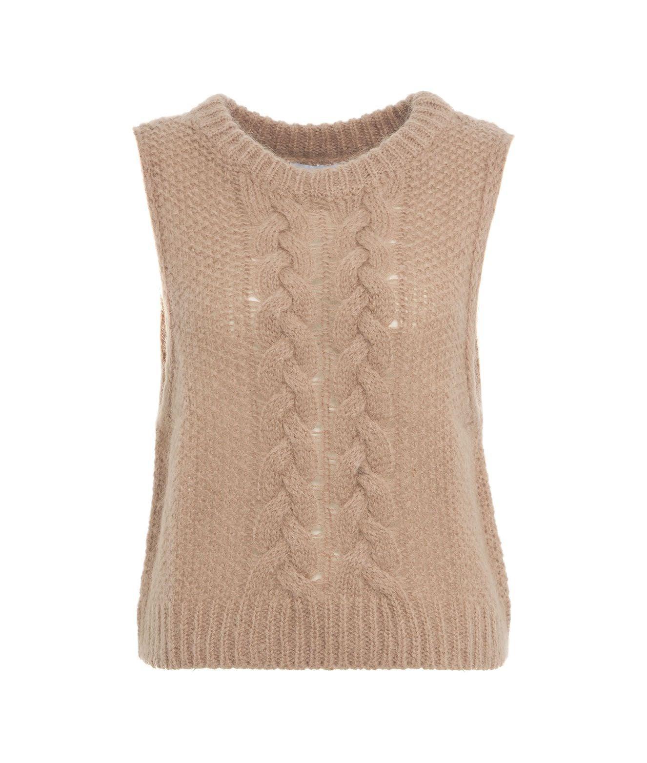 Cable knit vest Product Image