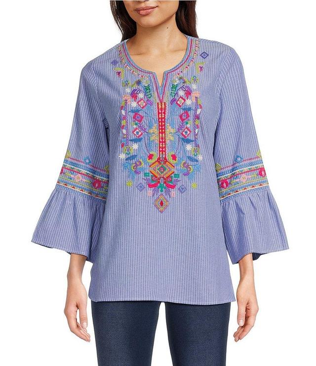 Calessa Split-Embroidered V-Neck 3/4 Sleeve Tunic Product Image