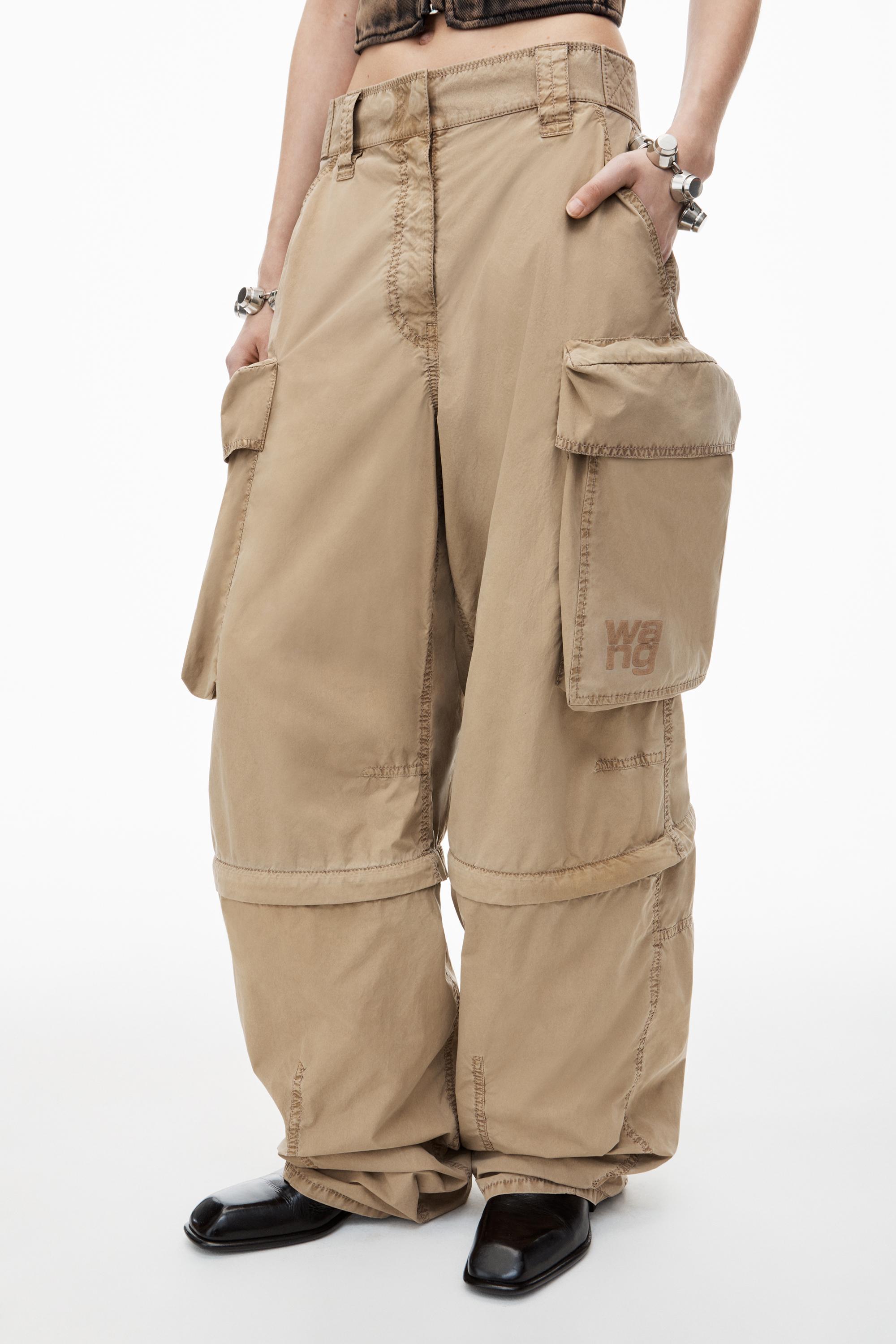 Cargo Pants With Oversize Pockets Product Image