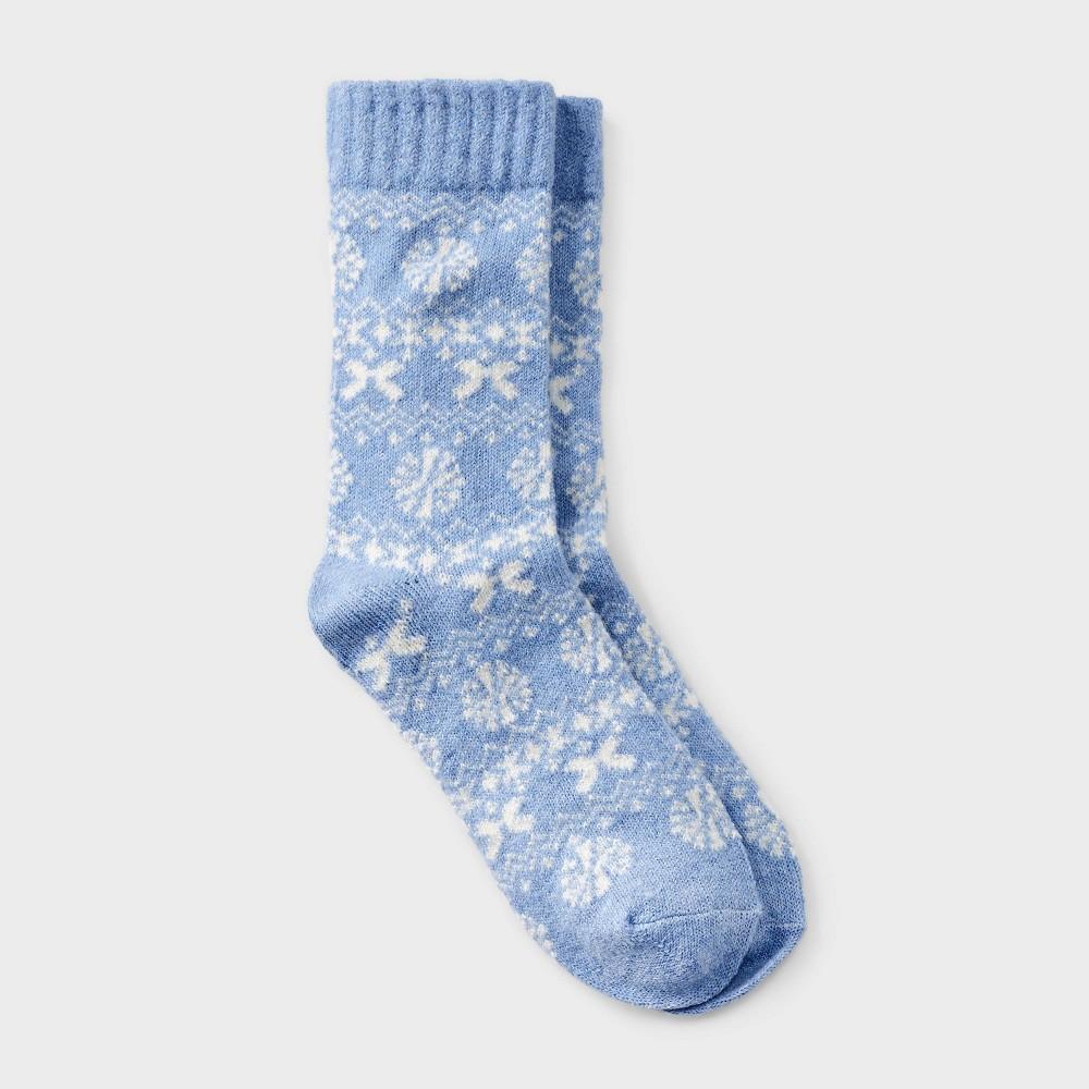 Womens Cozy Knit Fair Isle Bow Crew Socks - A New Day 4-10 Product Image