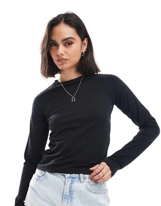 Noisy May long sleeve fitted T-shirt in black Product Image