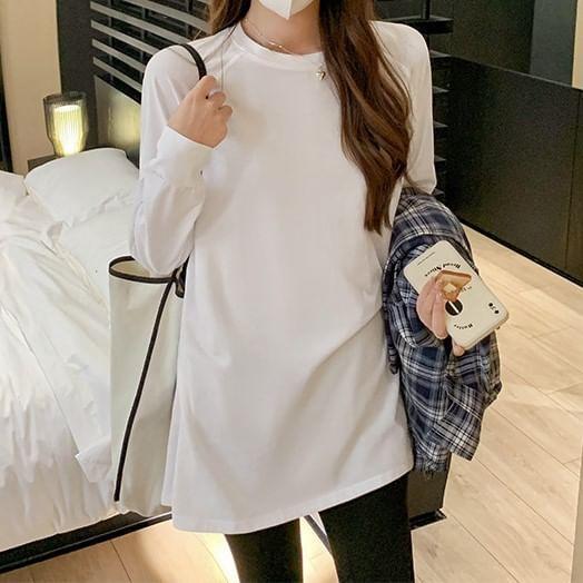 Long Sleeve Round Neck Plain T-Shirt Product Image