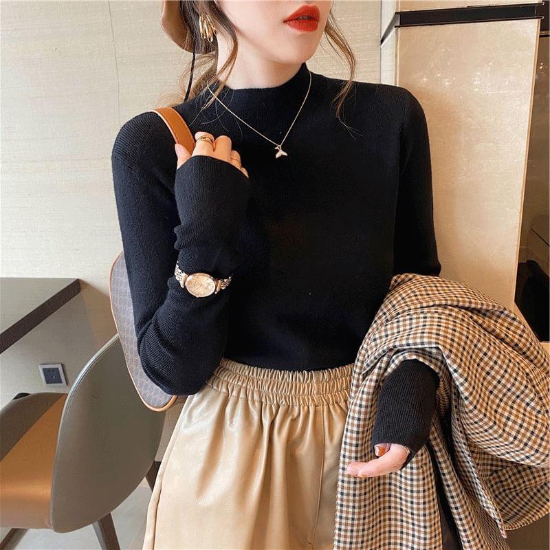 Long-Sleeve Mock Neck Plain Knit Top Product Image