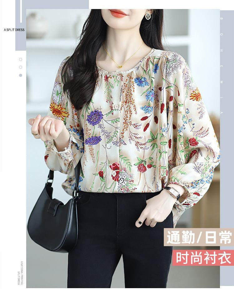 Puff-Sleeve Floral Blouse Product Image