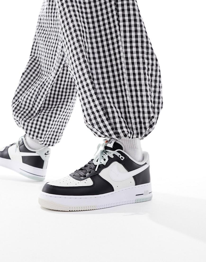 Nike Air Force 1 '07 Lv8 Sneaker in Cream,Black. - size 9 (also in 10.5, 11, 11.5, 12, 12.5, 13) Product Image