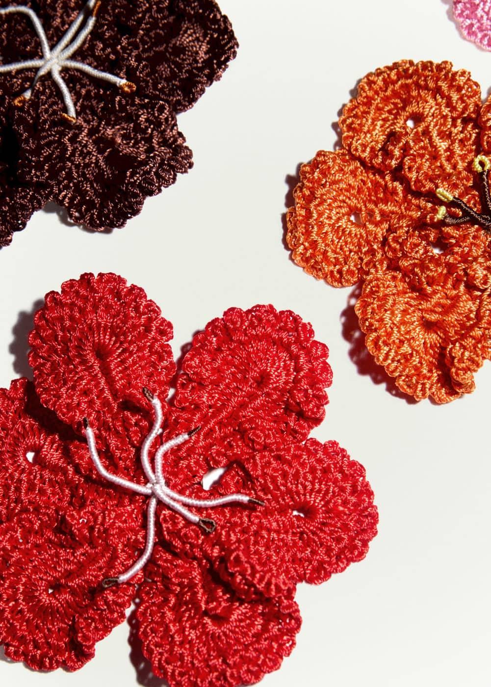 MANGO - Crochet flower brooch - One size - Women Product Image