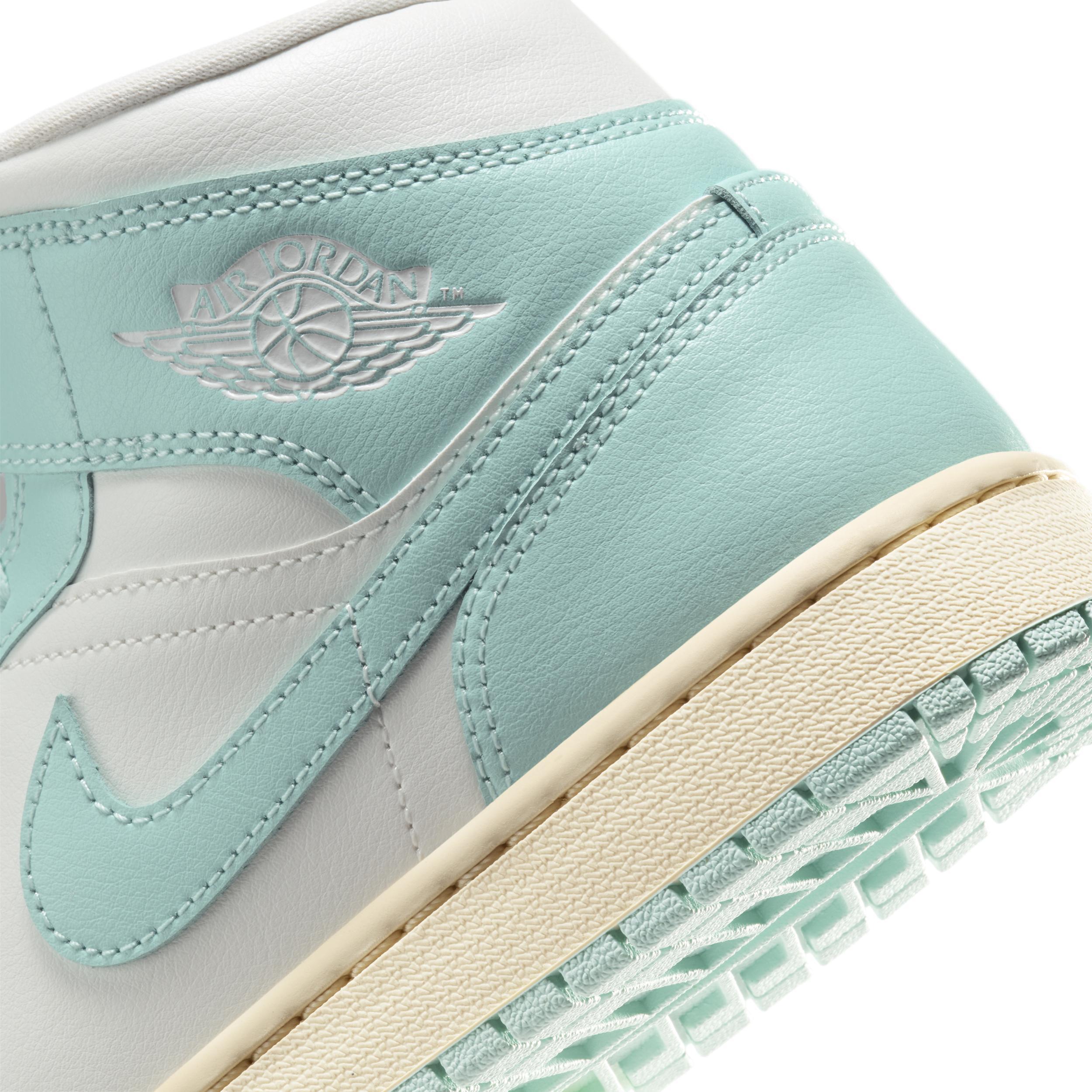 Women's Air Jordan 1 Mid Shoes Product Image