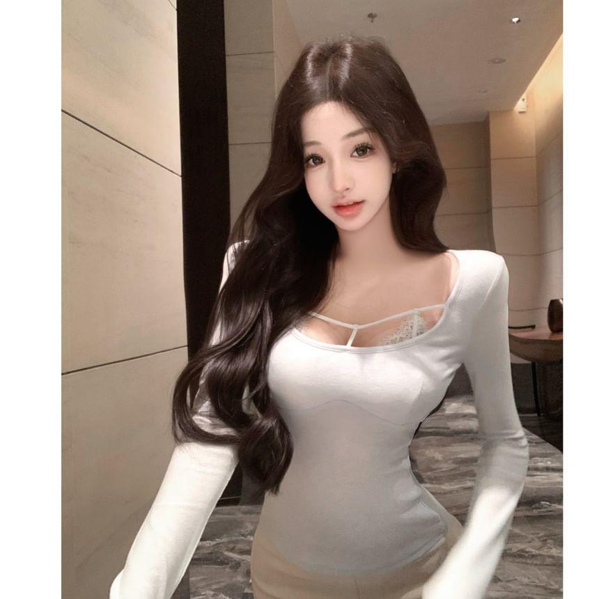 Long-Sleeve Cutout Lace Panel Slim Fit Tee Product Image