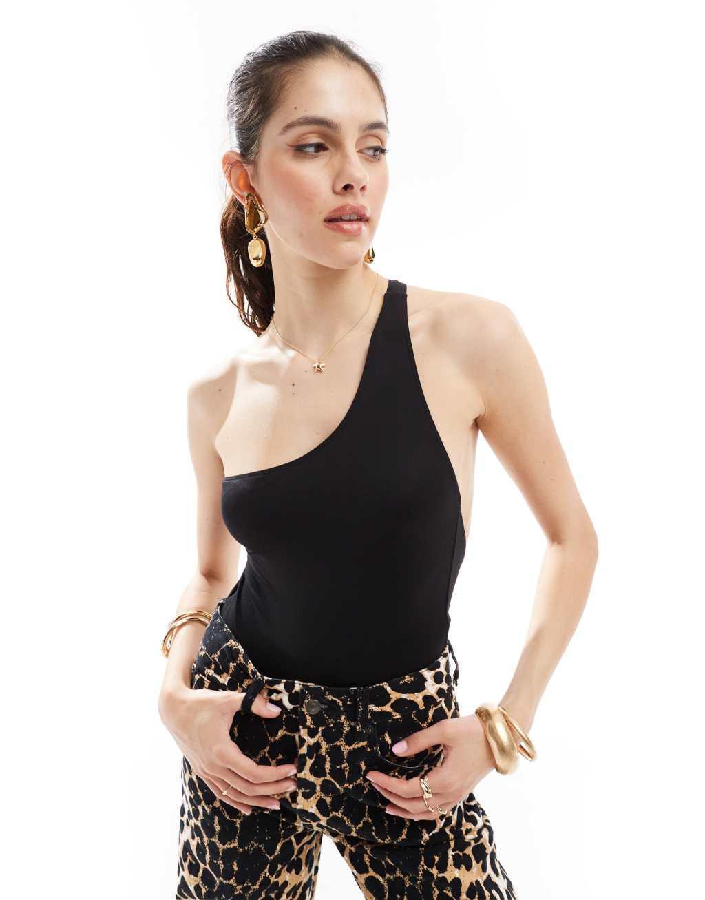 Stradivarius STR asymmetric bodysuit in black Product Image